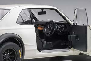 NISSAN SKYLINE GT-R KPGC10 RACING VERSION 1972 WHITE — фото 4