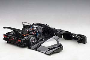NISSAN R390 GT1 LM 1998 BLACK — фото 3