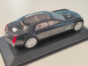CADILLAC SIXTEEN СЕРЫЙ МЕТАЛЛИК (БОКС МОЖЕТ ИМЕТЬ ПОТЕРТОСТИ ИЛИ ТРЕЩИНЫ) — фото 2