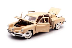 TUCKER TORPEDO 1948 БЕЖЕВЫЙ — фото 3