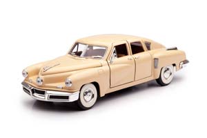 TUCKER TORPEDO 1948 БЕЖЕВЫЙ