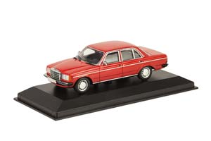 MERCEDES W123 230E 1982 RED — фото 16