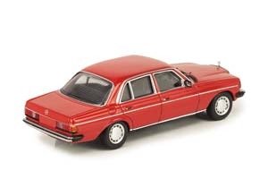 MERCEDES W123 230E 1982 RED — фото 2