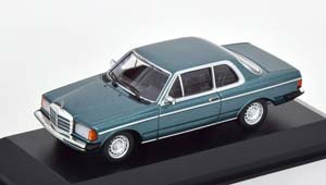 MERCEDES W123 COUPE 1976 GREEN METALLIC