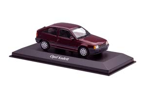 OPEL KADETT E 1990 RED METALLIC — фото 11