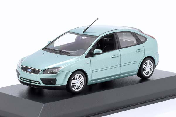 FORD FOCUS YEAR 2004 LIGHT BLUE METALLIC