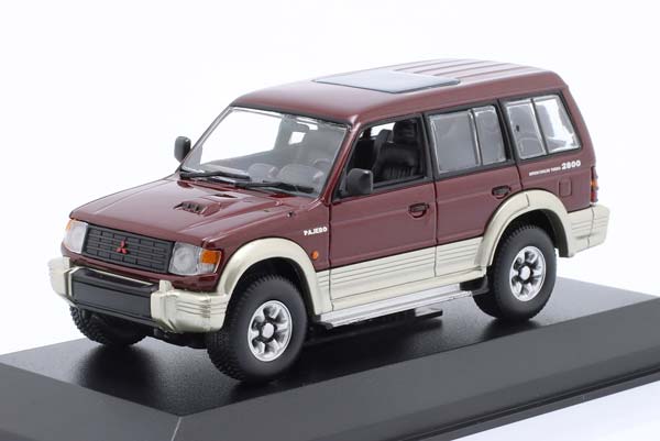MITSUBISHI PAJERO LWB 1991 DARK-RED METALLIC
