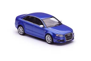 AUDI RS4 SALOON 2004 BLUEMETALLIC — фото 7