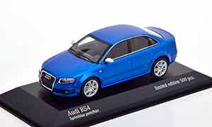 AUDI RS4 SALOON 2004 BLUEMETALLIC