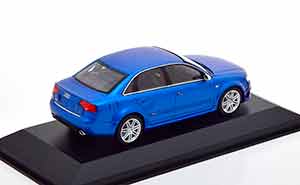 AUDI RS4 SALOON 2004 BLUEMETALLIC — фото 2