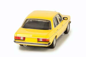 MERCEDES W123 230E SALOON 1982 YELLOW (LIMITED EDITION 500 PCS) / МЕРСЕДЕС 230Е ЖЕЛТЫЙ — фото 7