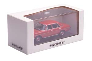 MERCEDES W115 200/8 SALOON 1968 RED (LIMITED EDITION 500 PCS) / МЕРСЕДЕС 200/8 КРАСНЫЙ — фото 12