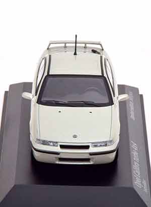 OPEL CALIBRA TURBO 4X4 1992 СЕРЕБРИСТЫЙ — фото 5