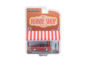 DODGE DIPLOMAT С ФИГУРКОЙ ДЕВУШКИ 1983 DARK RED (ДЛИНА МОДЕЛИ 6-10 СМ) — фото 2