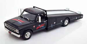 CHEVROLET C-30 RAMP TRUCK THE HEARTBEAT OF AMERICA 1967