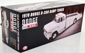 DODGE D-300 RAMP TRUCK 1970 WHITE — фото 3