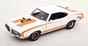 OLDSMOBILE 442 HURST DRAG OUTLAW 1972 WHITE GOLDEN