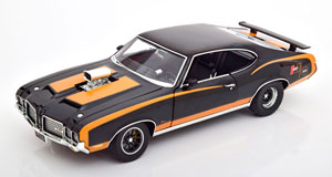 OLDSMOBILE 442 HURST DRAG OUTLAW 1972 BLACK GOLDEN