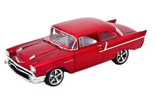 CHEVROLET 150 RESTOMOD 1957 REDMETALLIC WHITE