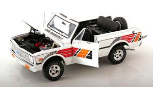 CHEVROLET K5 BLAZER FEATHERS EDITION WITH REMOVABLE HARDTOP 1972 WHITE RED — фото 3