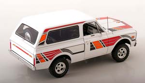 CHEVROLET K5 BLAZER FEATHERS EDITION WITH REMOVABLE HARDTOP 1972 WHITE RED — фото 2