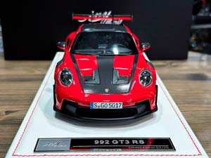 PORSCHE 911 (992) GT3 RS GUARDS RED/GOLD / ПОРШЕ 911 992 GT3 RS КРАСНЫЙ/ЗОЛОТОЙ — фото 2