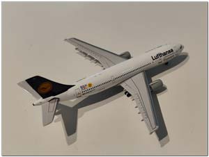 AIRBUS INDUSTRIES A300B4-605R LUFTHANSA D-AIAX (ДЛИНА 13,52 СМ) — фото 2