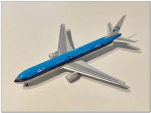 BOEING B 767-300ER KLM ROYAL DUTCH AIRLINES 