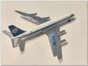 CONVAIR CV-880 VIASA/KLM SPLIT COLORS YV-C-VIB LIMITED 222 PCS (ДЛИНА 9,86 СМ) — фото 2
