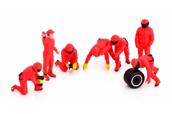 FIGUREN PIT CREW SET 3 7 FIGURINES WITH ACESSORIES RED / НАБОР ИЗ 7 ФИГУРОК ПИТ-КОМАНДЫ С АКСЕССУАРАМИ, КОМПЛЕКТ 3, КРАСНЫЙ