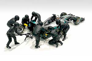ФИГУРКА КОЛЛЕКЦИОННАЯ MERCEDES AMG / НАБОР ИЗ 7-МИ МЕХАННИКОВ МЕРСЕДЕС АМГ 2022 С ДЕКАЛЯМИ — фото 2