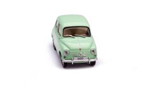 FIAT 600 1959 LIGHT GREEN — фото 3