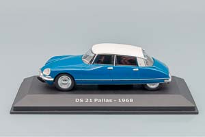 CITROEN DS 21 PALLAS (1968), BLUE WHITE — фото 3