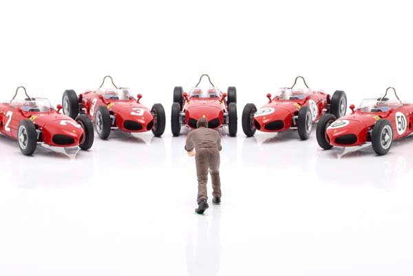 MECHANIC WITH BROWN OVERALL PUSHES AT THE BACK - FIGURE FIGURENMANUFAKTUR / МЕЧАНИК КОРИЧНЕВЫЙ ОВЕРАЛЛ ПУШЕС АТ БАК ФИГУРКА ФИГУРЕНМАНУФАКТУР — фото 2