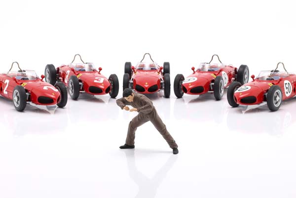 MECHANIC WITH BROWN OVERALL AT MOTOR - FIGURE FIGURENMANUFAKTUR / МЕЧАНИК КОРИЧНЕВЫЙ ОВЕРАЛЛ АТ МОТОР ФИГУРКА ФИГУРЕНМАНУФАКТУР