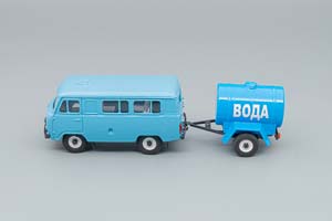 УАЗ 3962 С ПРИЦЕПОМ-БОЧКОЙ "ВОДА", ГОЛУБОЙ — фото 3