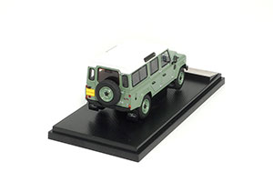 LAND ROVER DEFENDER 110 HERITAGE EDITION 2015 GREEN — фото 4