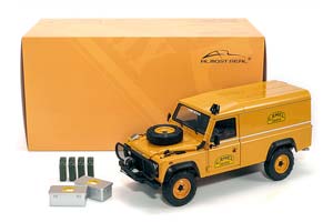 LAND ROVER DEFENDER 110 “CAMEL TROPHY” SUPPORT UNIT BORNEO 1989 LIMITED EDITION 1000 — фото 11