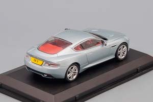 ASTON MARTIN DB9 COUPE 2013 METALLIC SILVER — фото 2