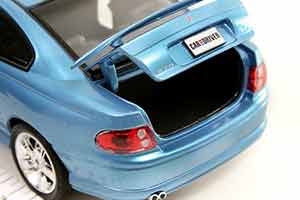 PONTIAC GTO 2004 BLUE METALLIC SPECIAL EDITION FOR CAR AND DRIVER — фото 8