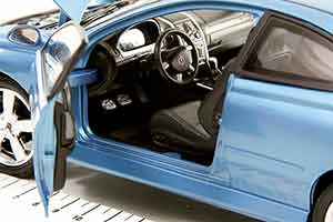 PONTIAC GTO 2004 BLUE METALLIC SPECIAL EDITION FOR CAR AND DRIVER — фото 9