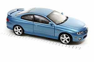 PONTIAC GTO 2004 BLUE METALLIC SPECIAL EDITION FOR CAR AND DRIVER — фото 2