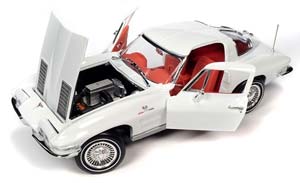 CHEVROLET CORVETTE COUPE (MCACN) 1963 БЕЛЫЙ — фото 2