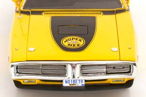 DODGE CHARGER SUPER BEE 1971 YELLOW BLACK — фото 5