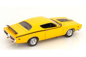 DODGE CHARGER SUPER BEE 1971 YELLOW BLACK — фото 2