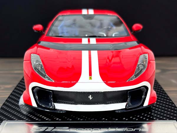 FERRARI 812 COMPETIZIONE RED/WHITE STRIPE / ФЕРРАРИ 812 КОМПЕТИЦИОНЕ КРАСНЫЙ-БЕЛЫЙ ПОЛОСА — фото 2