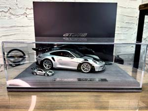 PORSCHE 911 (992) GT3 RS WEISSACH PACKAGE GT SILVER 1:18 & / ПОРШЕ 911 992 GT3 RS ПАКЕТ WEISSACH GT СЕРЕБРИСТЫЙ (ЛИМИТ 07/20) — фото 10