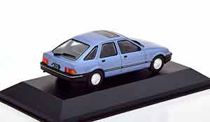 FORD SIERRA GHIA 1984 LIGHTBLUE-METALLIC — фото 2