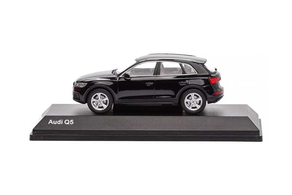 AUDI Q5 2016 BLACK / АУДИ Q5 2016 ЧЕРНЫЙ (ДЛИНА 15 СМ, БОКС МОЖЕТ ИМЕТЬ ПОВРЕЖДЕНИЯ, КАРТОННОЙ УПАКОВКИ НЕТ) — фото 4