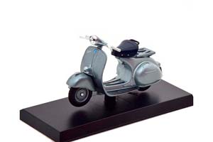PIAGGIO VESPA 150 (1957), SILVER